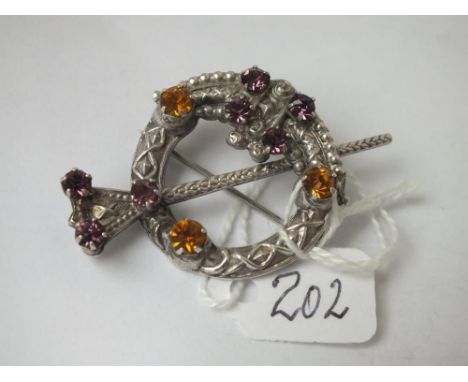 A sterling silver stone set Scottish style kilt pin/ brooch 