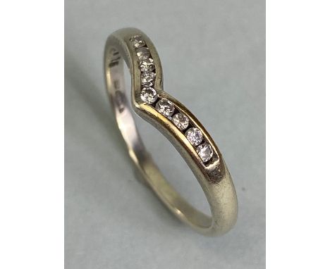 9ct white gold wish bone style ring set with diamonds size P approx 2.3g