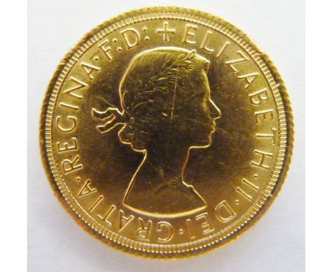 Queen Elizabeth 1966 full sovereign. P&amp;P group 1 (£16 for the first item and £1.50 for subsequent items) 