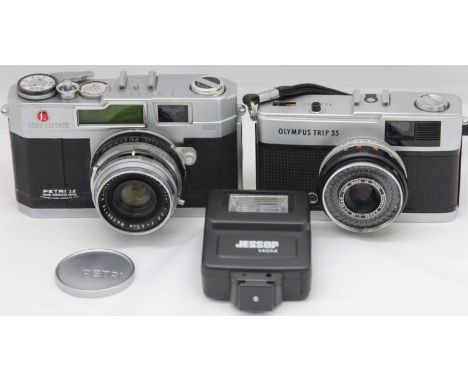 Olympus Trip 35 in case; Petri 2.8 35mm Rangfinder camera in leather case; Jessop 140M flashgun. P&amp;P group 2 (£20 for the