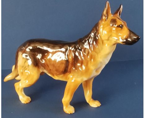 Royal Doulton Alsatian 'Champion Benign of Picardy' - No. HN1116 in gloss - 6". P&amp;P group 1 (£16 for the first item and £