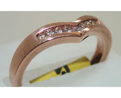 Ladies 9ct rose gold diamond half wishbone ring. P&amp;P group 1 (£16 for the first item and £1.50 for subsequent items) 