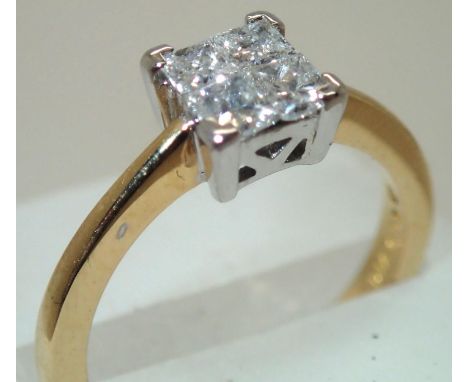 An 18ct gold and princess cut diamond engagement ring of 0.5cts, size L/M, 4.0g.P&P group 1 (£16 for the first item and £1.50