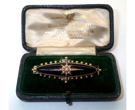 Boxed Georgian/Victorian presumed gold mourning brooch, enamelled with oval glazed panel to the reverse, 9.2g. P&amp;P group 