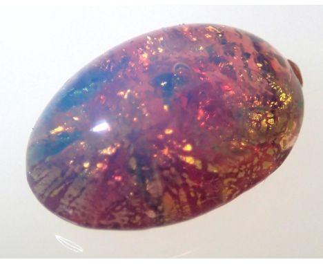 Single pink opal, probably synthetic 0.9g 12 mm x 8 mm. P&amp;P group 1 (£16 for the first item and £1.50 for subsequent item