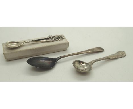 Three hallmarked silver small spoons, two salts and one sauce. P&amp;P group 1 (£16 for the first item and £1.50 for subseque