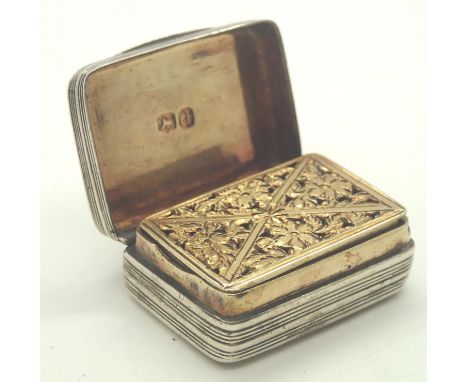 Hallmarked silver Georgian vinaigrette with gilt pierced hinged interior 32 x 21 mm. P&P group 1 (£16 for the first item and 