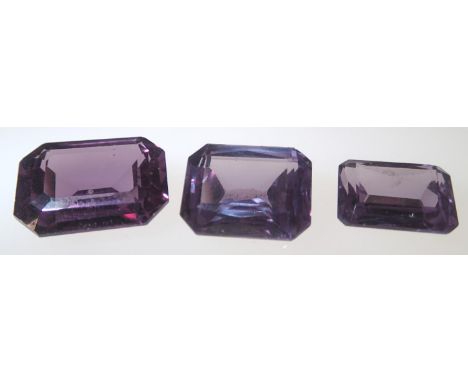 Loose gemstones: emerald cut sapphires, largest stone 16 x 11.5 mm 6.3g total. P&amp;P group 1 (£16 for the first item and £1