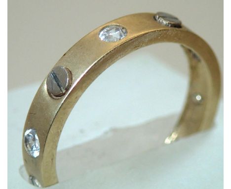 9ct gold Cartier style ring size N 2.6g. P&amp;P group 1 (£16 for the first item and £1.50 for subsequent items) 