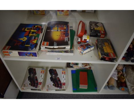 Vintage Lego playworn part Sets , 360D, 358D, 612C, 870, 871, 122 x2, not checked for completeness, catalogues and instructio