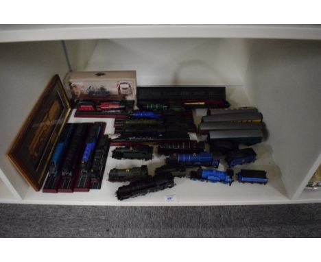 Modern Model Trains and Carriages, 10 on plinths, 5 loose with plinths and 4 Tri-ang Carriages along with a decorative framed
