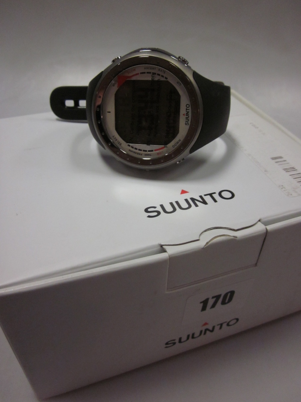 suunto d 9