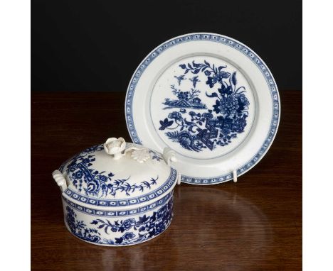 A Worcester fence pattern butter dish, cover and stand, the stand 15.5cm diameter and with crescent mark, the butter dish wit