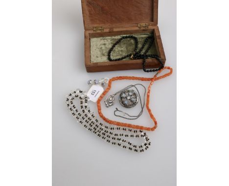A Scottish striated agate Celtic style brooch, together with an agate Celtic style brooch, an agate pendant, earrings and rin