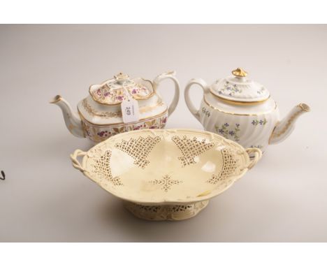 A probably Chamberlains Worcester porcelain teapot and cover, painted with hop and grapes, together with other 18th/19th cent