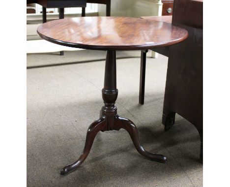 A George III Mahogany Tripod Table, 80cm by 75cm 