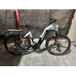 E-ONE 9C 17"