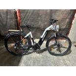 E-ONE 9C 17"