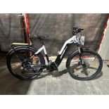 E-ONE 9C 19"