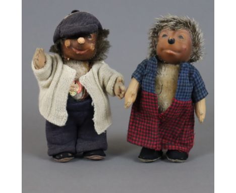 Mecki und Micki - Steiff, 1950/1960, Mecki mit Brustschild mit rotbrauner Schrift (1953), Filzkörper und Gummikopf, bespielt,