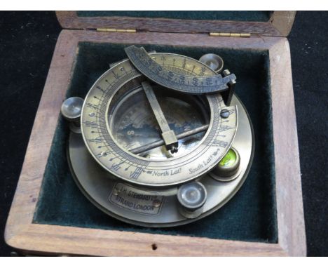 Boxed brass sundial compass 