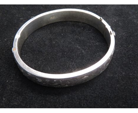 Silver bangle 
