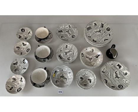 42 piece Homemaker by Ridgway Potteries part dinner service comprising 8 x 10” dinner plates, 4 x 9” plates, 2 x 8” plates, 6