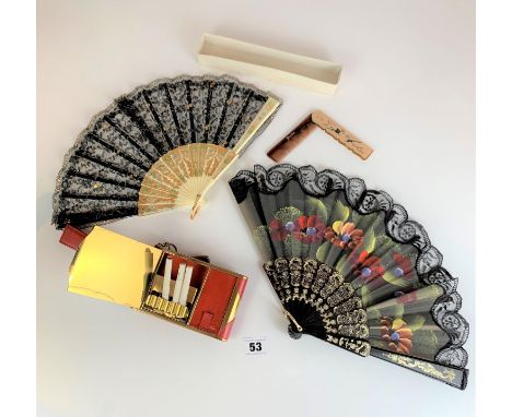 Vintage red leather compact, 2 fans and Stratton comb