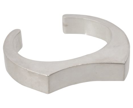 A Georg Jensen modernist sterling silver bangle, post-1945 Jensen mark, stamped '925S, Denmark, A50A',width 6.75cm, total wei