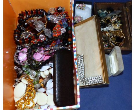 A selection of costume and vintage jewellery