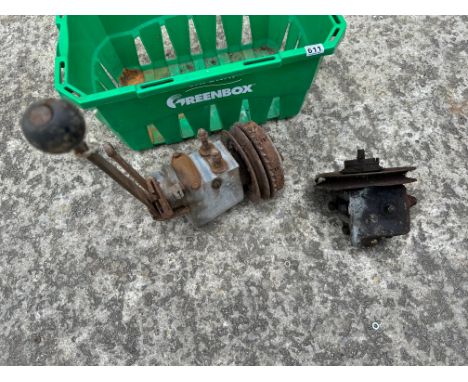 One Sturmey Archer gearbox and one Burman gearbox.