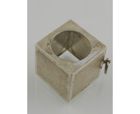 A silver snooker chalk holder, with engine turned design, hallmarked William Manton Birmingham 1992.