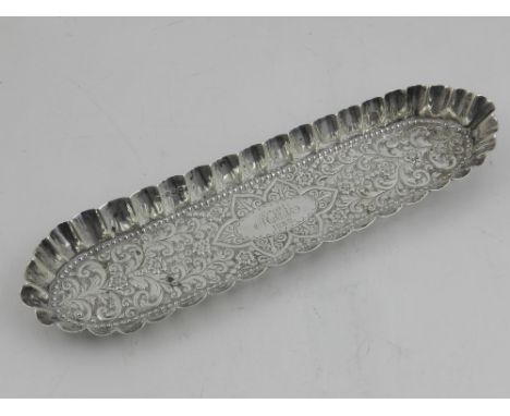 A Victorian silver trinket dish, hallmarked Birmingham 1888. L.20cm