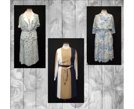 Vintage Parigi Floral Print Dress &amp; Jacket size 10, Vintage Alexon Floral Print Dress size 12 &amp; Ravens Blue/Beige Ski