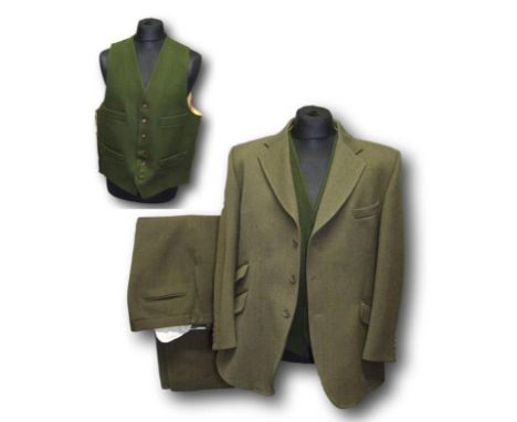 Supasax Bladen Vintage Heavy Woollen Tweed Suit, jacket 46s, trousers approx. 38" waist &amp; Gurteen Esq. Green Wool Waistco