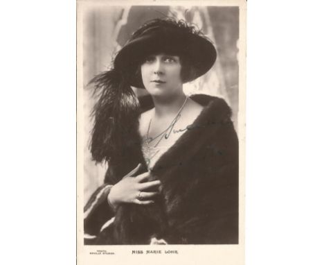 Marie Lohr signed vintage 6 x 4 inch b/w portrait photo. Good condition. All autographs come with a Certificate of Authentici