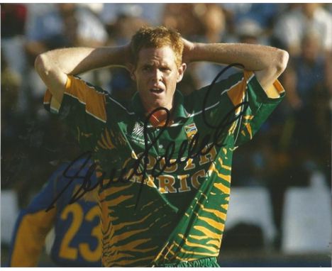 Shaun Pollock South Africa Cricket Signed 8x10 Photo. Good Condition. All signed pieces come with a Certificate of Authentici