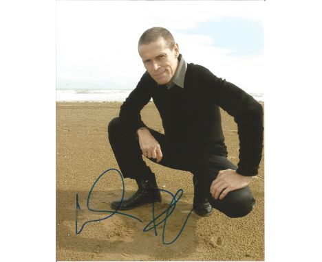Willem Dafoe signed 10x8 colour photo portrait on beach. Good Condition. All signed pieces come with a Certificate of Authent