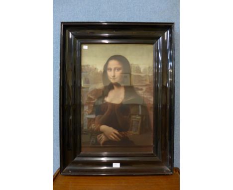 A Mona Lisa print, framed 