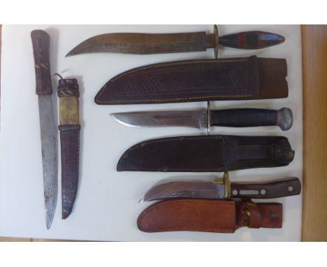 Two American hunting knives Schrade Old Timer, RH36 and two other knives 