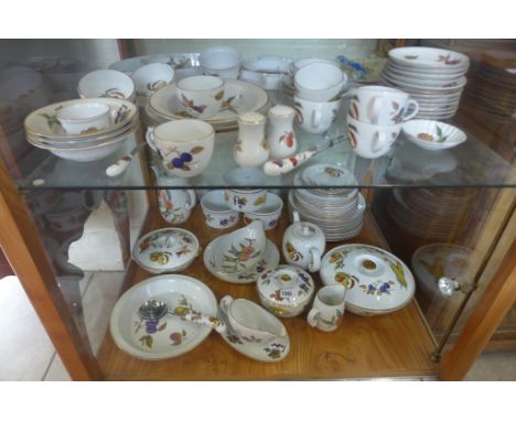 A collection of Royal Worcester Evesham table ware approx 80 pieces, all in generally good condition, including tureens, dish