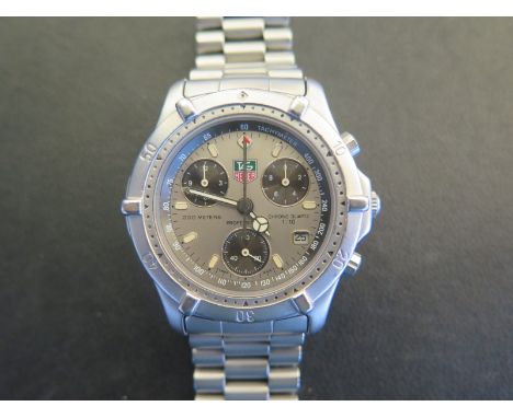 A gents Tag Heuer Stainless Steel Quartz Chronometer bracelet wristwatch, 43mm wide, including button, 560.206, running order
