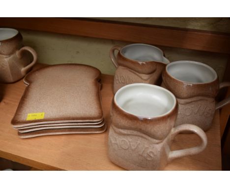 A quantity of Carltonware 'Hovis' items. 