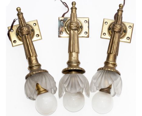 Pullman carriage lamps x3, all First Class down lights complete with original glass shades. All in very good condition and me