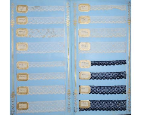 Brüsseler Spitzen.: Spitzen-, Pailletten- und Borten. Musterkatalog und Musterbögen mit ca. 70 originalen Stoffbeispielen. 1 