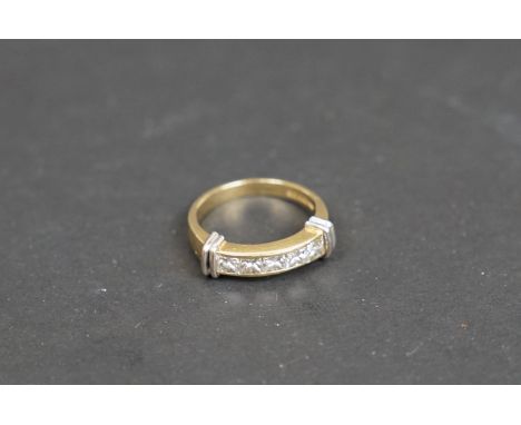 18ct yellow gold 5 stone diamond ring 