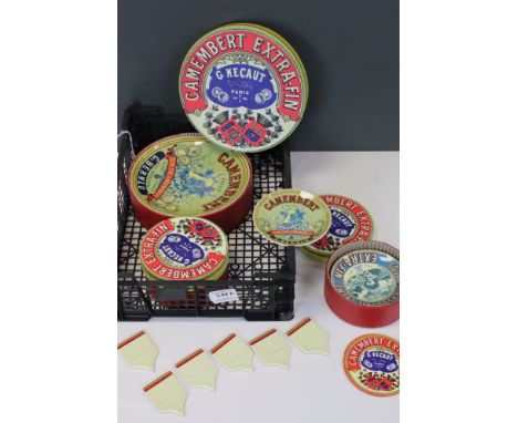 Camembert 'extra-fin' plates, Camembert baker &amp; ceramic cheese sandwich markers 