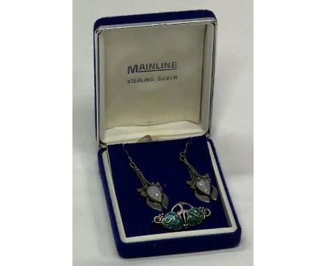 ARTS &amp; CRAFTS TYPE JEWELLERY, 2 ITEMS - a silver and enamel leaf brooch, stamped silver with indistinct maker's initials,