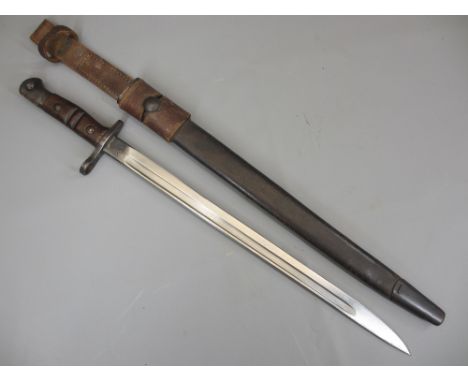 AMERICAN REMINGTON 1917 BAYONET &amp; SCABBARD, 17in fullered blade stamped 'US' with eagle's head and grenade over the No 20