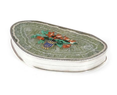 AN ITALIAN WHITE METAL AND PIETRA DURA TRINKET BOX20TH CENTURYthe hinged lid inset with an agate panel inlaid with a lapis la